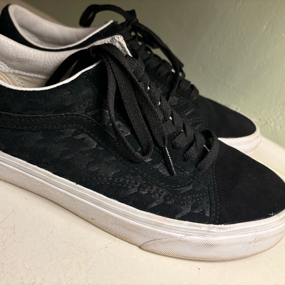 Women's black suede vans with houndstooth detail